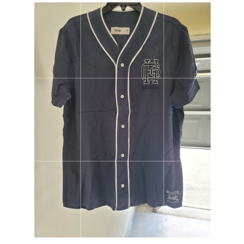 Hollister jersey button up